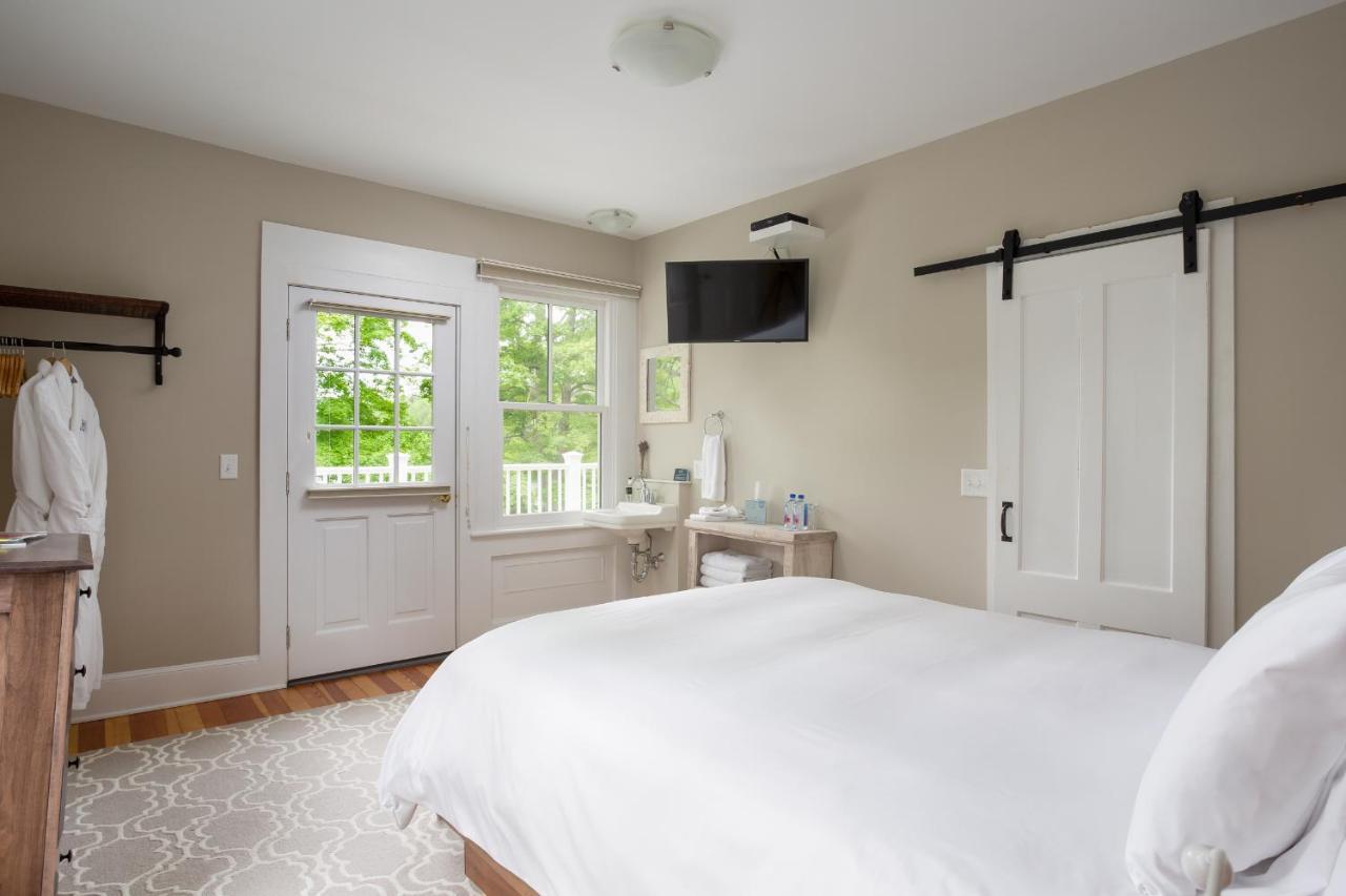 Lakehouse 4* Lee