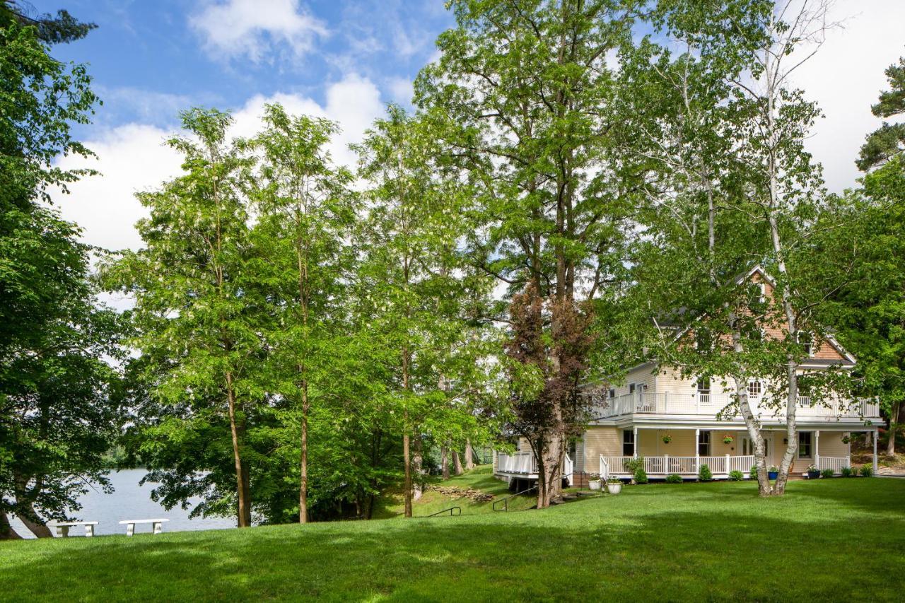Mini-hôtel Lakehouse 4*