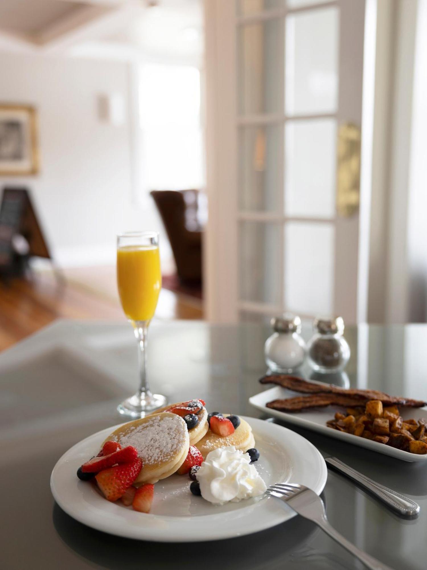 Mini-hôtel Lakehouse Lee