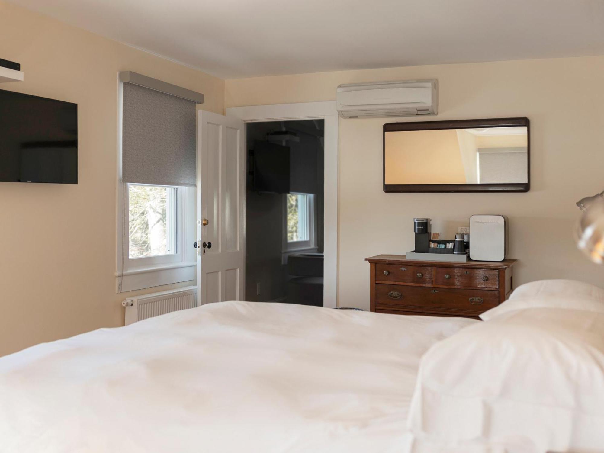 Mini-hôtel Lakehouse 4*